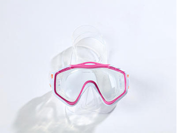 ¿Sabes cómo instalar unas gafas de buceo?